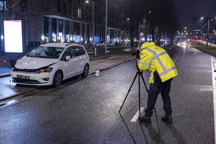 Maaltijdbezorger aangereden door automobilist