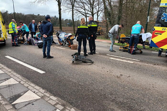Fiets in stukken bij aanrijding met motor