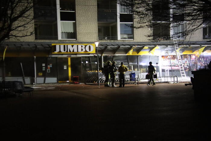 Grote brand bij Jumbo supermarkt