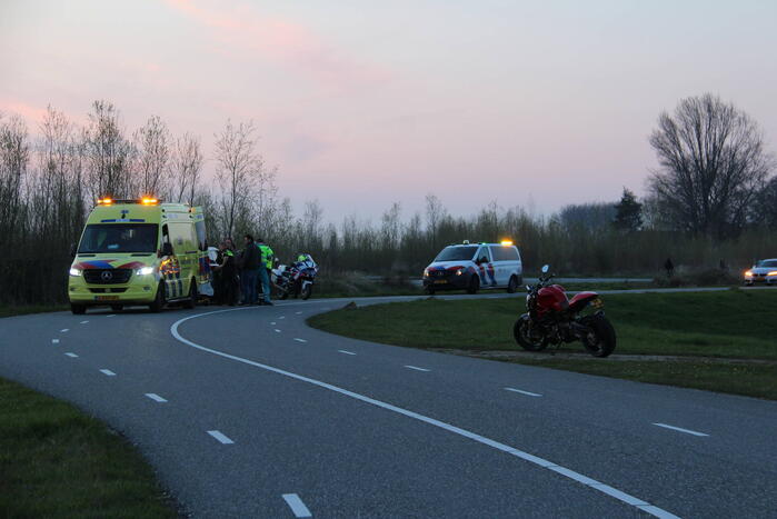 Motorrijder gewond na val