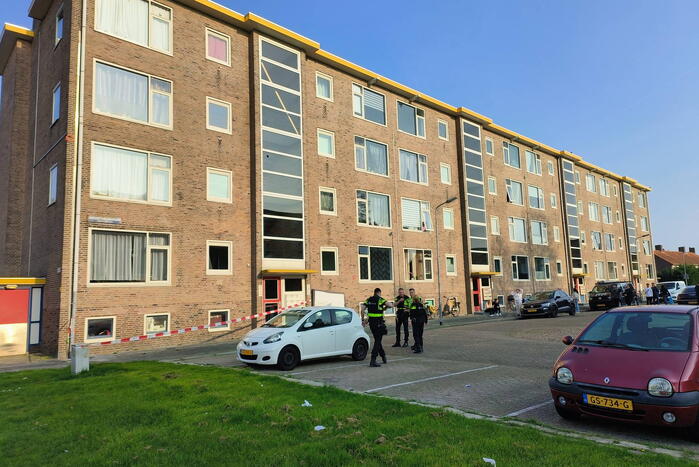 Meerdere schoten gelost op flatgebouw