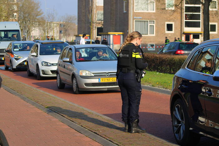 Meerdere schoten gelost op flatgebouw