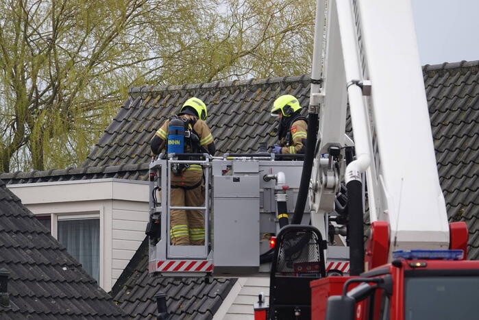 Woning beschadigd door brand in schuur