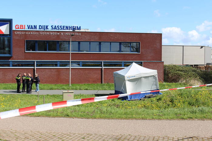 Overleden persoon aangetroffen in water