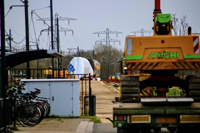 Bedrijven druk bezig berging treinstellen