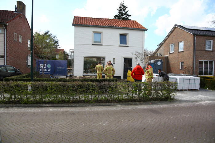 Gasleiding geraakt tijdens werkzaamheden in voortuin