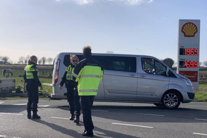 Politie houdt verkeerscontrole