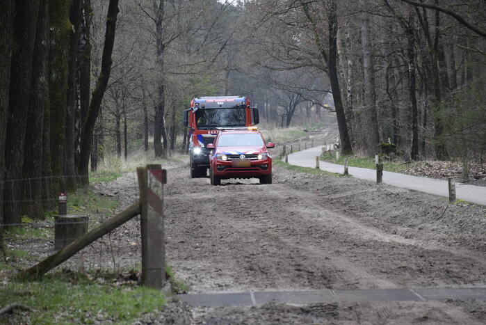 Brandweer ingezet voor gewonde mountainbiker in bosgebied