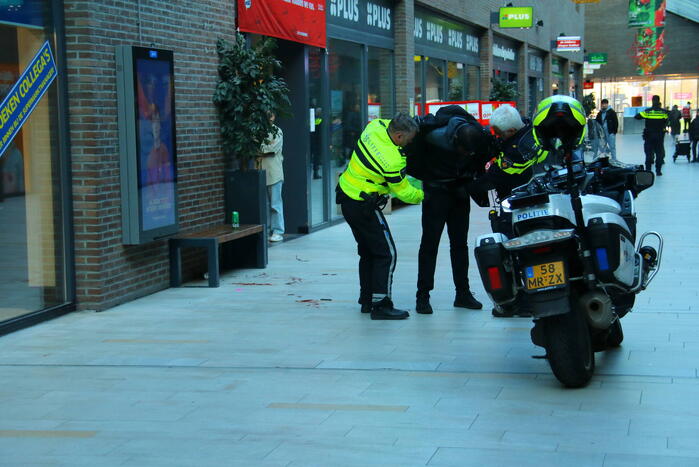 Persoon gewond na steekpartij