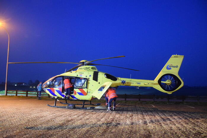 Traumateam assisteert bij incident op straat