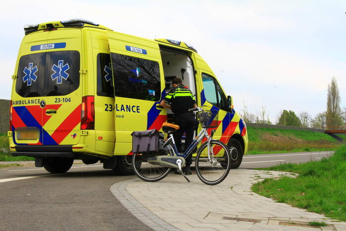 Fietser met elkaar in botsing