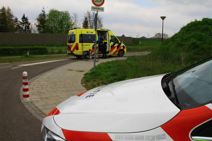 Fietser met elkaar in botsing