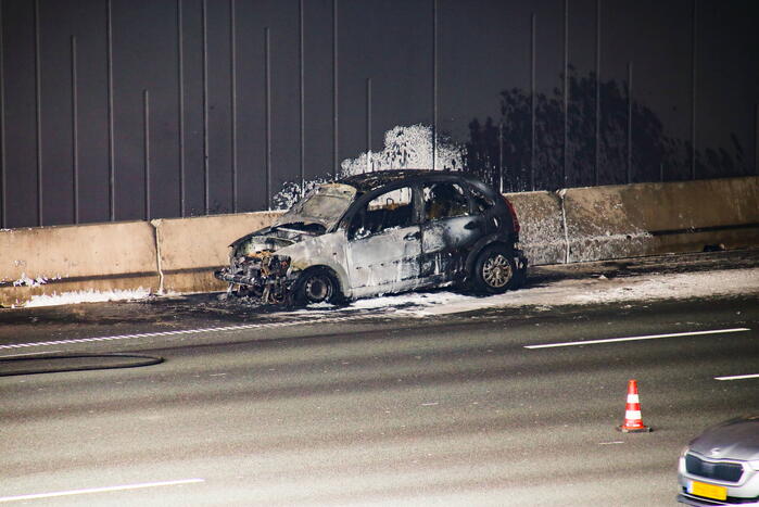 Veel file door autobrand op snelweg
