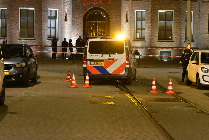 Gewonde na schietpartij afgezet bij ziekenhuis