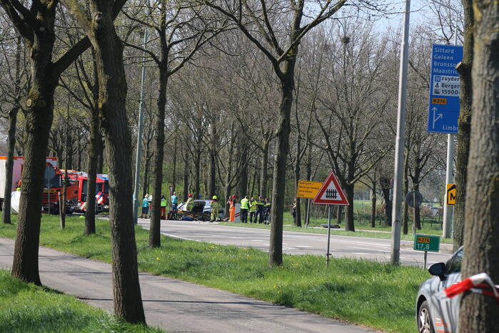 Man (77) omgekomen bij ernstig verkeersongeval