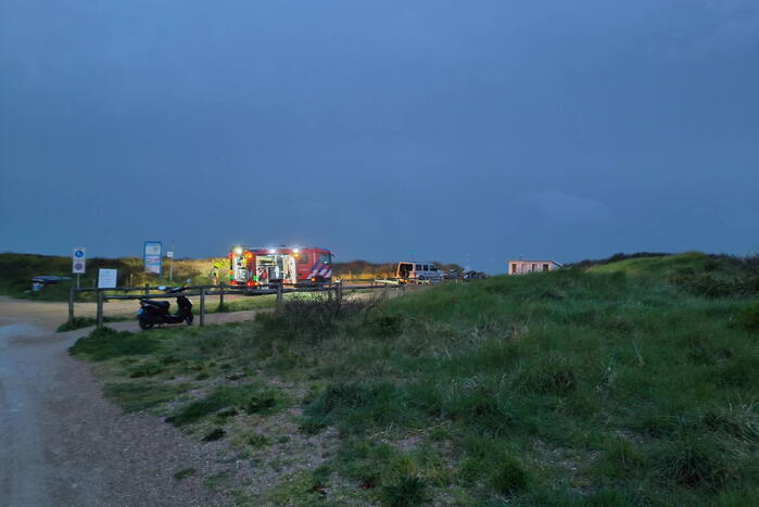 Nacontrole in strandpaviljoen na blikseminslag