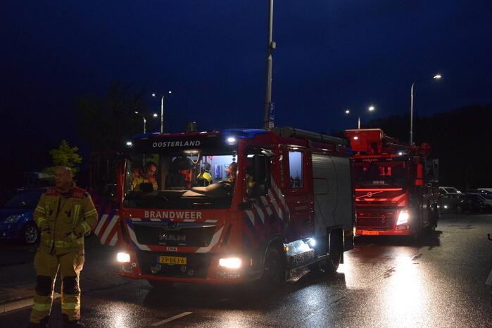 Flinke inzet voor smeulbrand op openbaar toilet