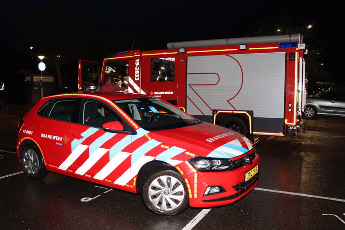 Flinke inzet voor smeulbrand op openbaar toilet