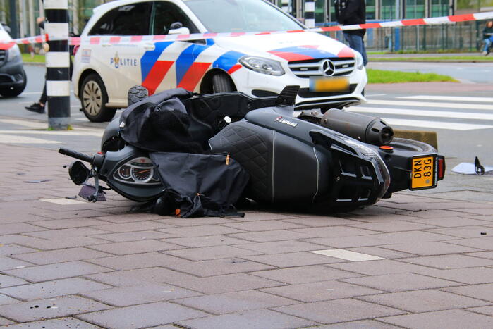 Scooterrijder (19) overleden na verkeersongeval