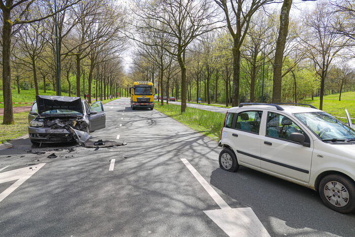 Drie personenwagens betrokken bij botsing