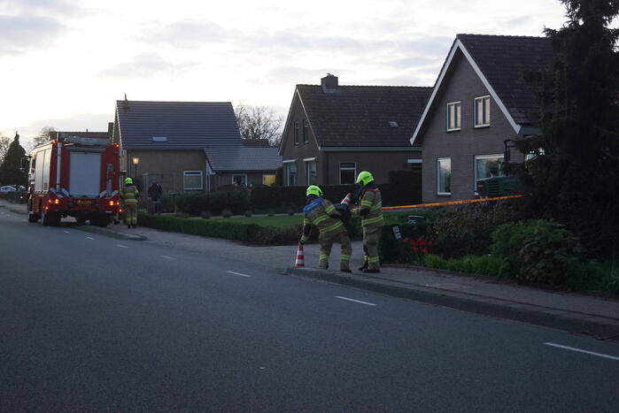 Brandweer verricht metingen bij gaslekkage