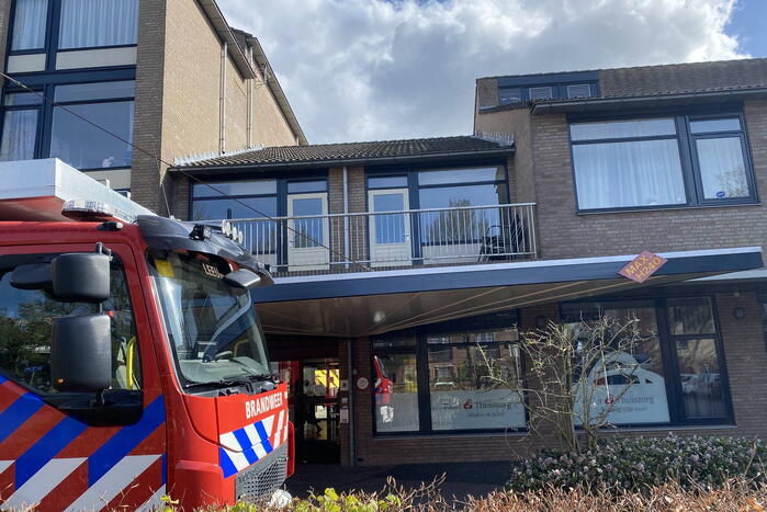 Brandweer doet onderzoek naar vreemde lucht