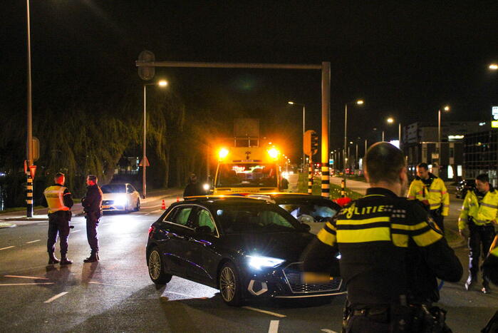 Aanhouding na aanrijding op kruising