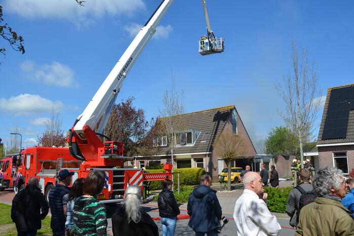 Een persoon gewond bij woningbrand