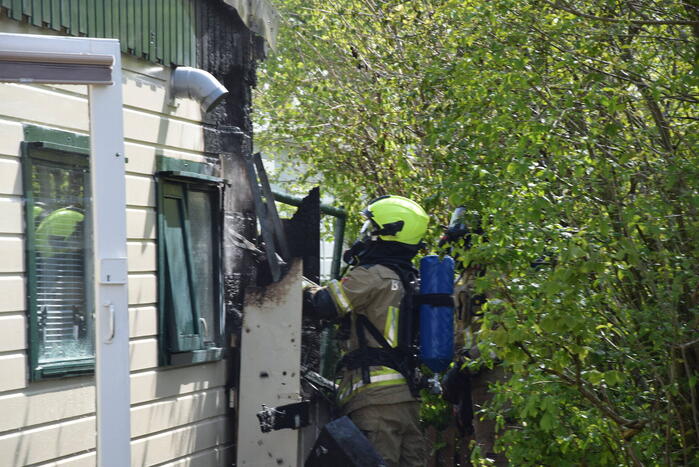 Stacaravan in brand op camping