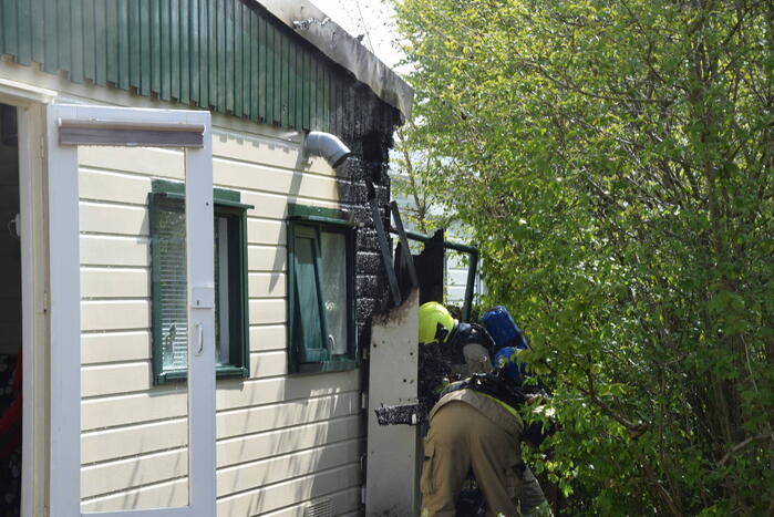 Stacaravan in brand op camping