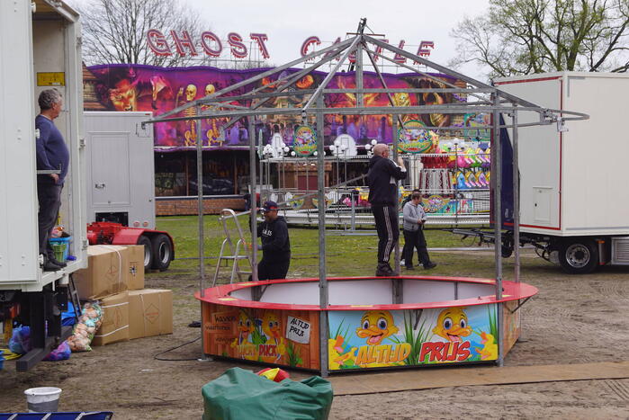 Opbouwen van kermis begonnen