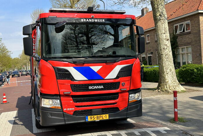 Mini-elektrische fiets vliegt in brand in woning