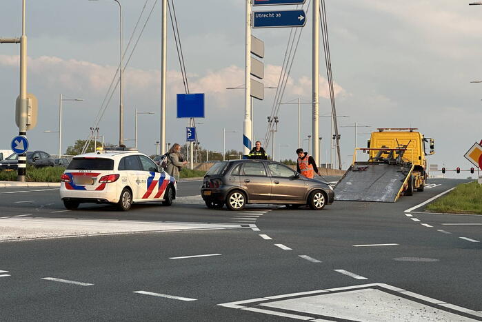 Botsing tussen twee voertuigen op kruising