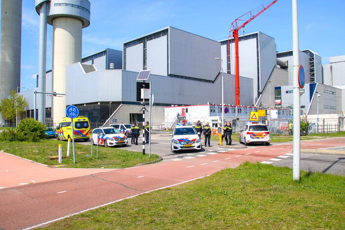 Bedrijf ontruimd na explosie