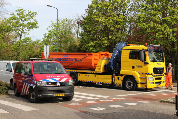 Accu PicNic bezorgwagen vliegt in brand