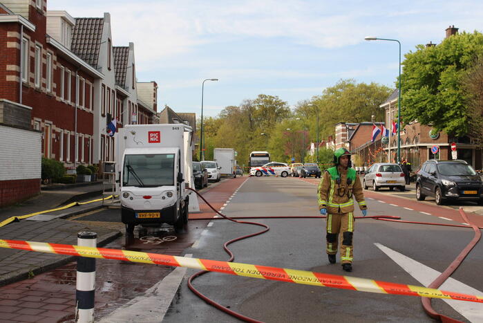 Accu PicNic bezorgwagen vliegt in brand