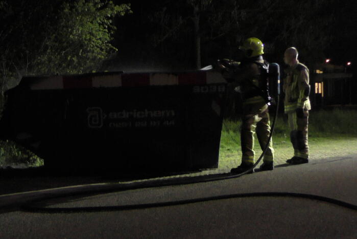 Brand in bouwcontainer