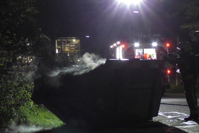 Brand in bouwcontainer