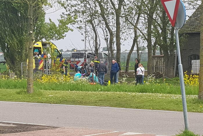 Motorrijder zwaargewond bij aanrijding met auto