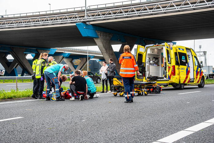 Motorrijder zwaargewond bij ongeval op snelweg