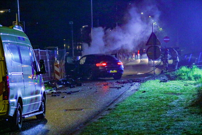 Voertuig te water na aanrijding