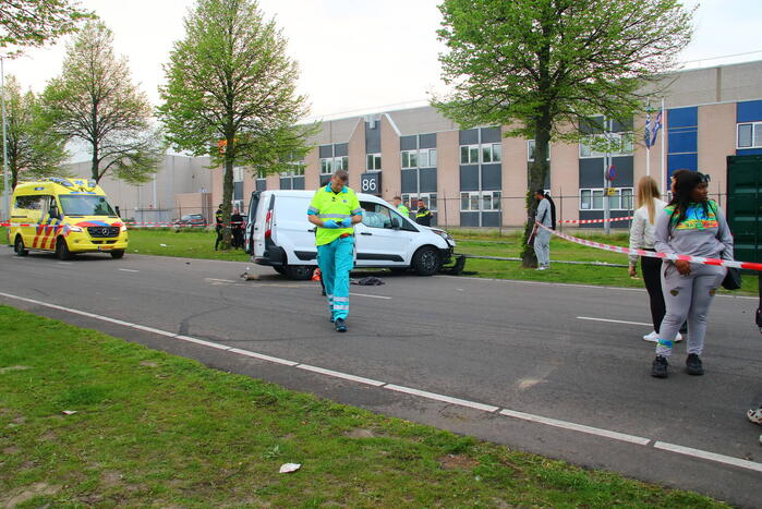 Motorrijder zwaargewond bij aanrijding