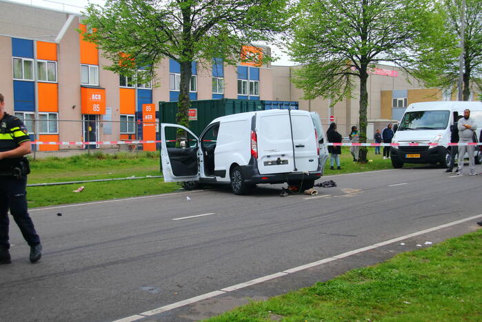 Motorrijder zwaargewond bij aanrijding