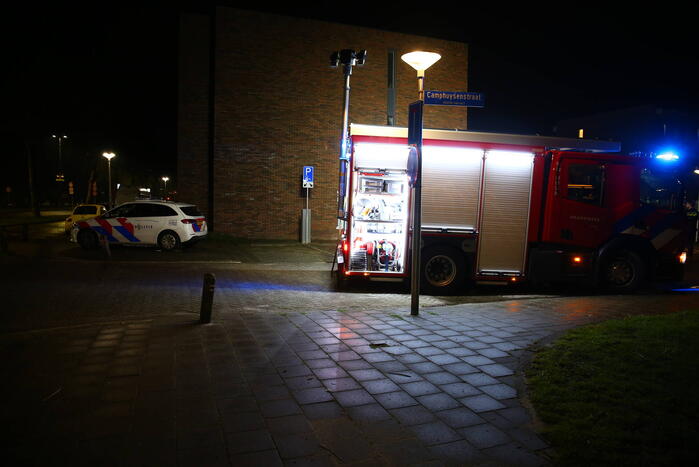 Meerdere voertuigen beschadigd na brand