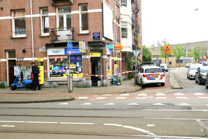 Twee verdachten slaan op de vlucht na overval tabakspeciaalzaak Admiraal