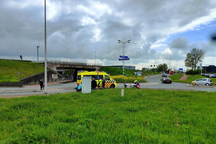 Fietser gewond bij botsing met auto