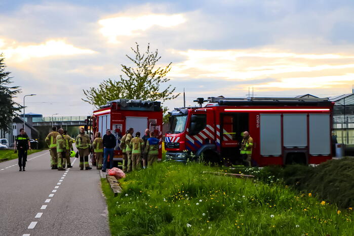Grote rookwolken bij zeer grote industriebrand