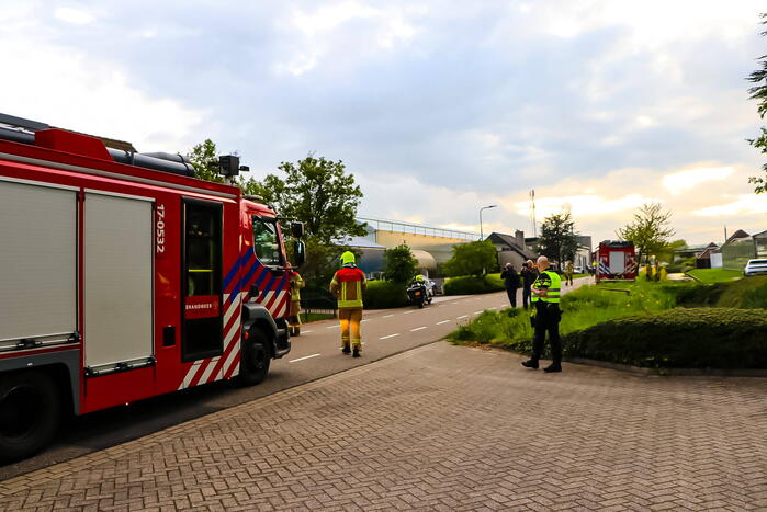 Grote rookwolken bij zeer grote industriebrand