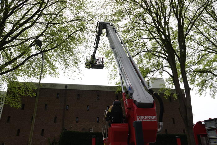 Brand uitvaartcentrum: Smeulend wierook vermoedelijke boosdoener