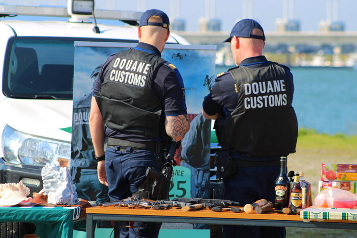 Open dag KNRM Neeltje Jans tijdens Nationale Reddingbootdag